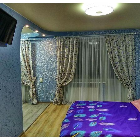 2Х Кімнатна Квартира На Вулиці Лесі Українки Uzyn Exterior foto