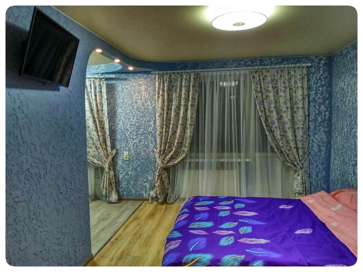 2Х Кімнатна Квартира На Вулиці Лесі Українки Uzyn Exterior foto